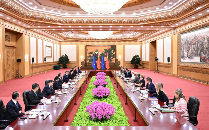習(xí)近平會見歐洲理事會主席科斯塔、歐盟委員會主席馮德萊恩
